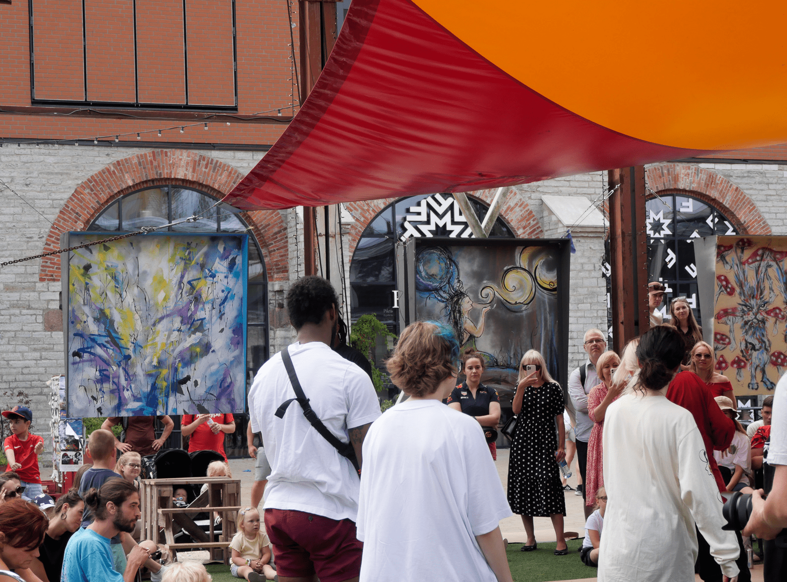 Kunstifestival "Ma Ei Saa Aru 2021" Telliskivi Loomelinnakus